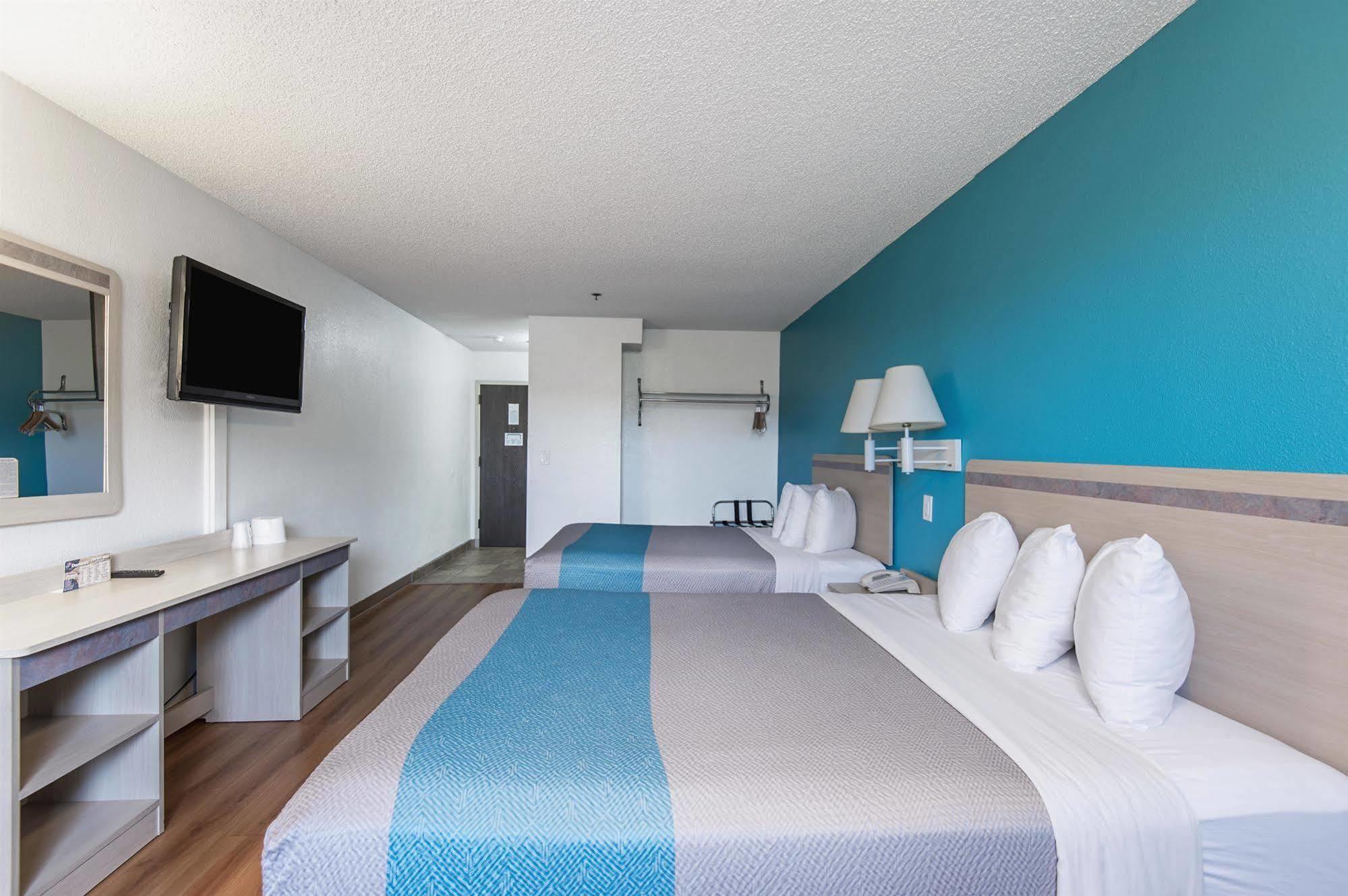 Motel 6-Lawrence, Ks Εξωτερικό φωτογραφία
